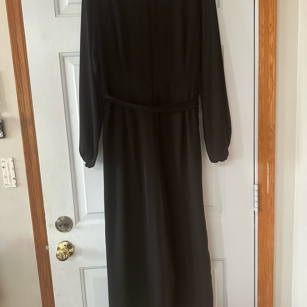 LOFT Black Long-Sleeve V-Neck Jumpsuit with Tie Waist. Size 12. - Picture 14 of 16